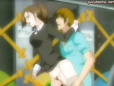 Парень взял на руки и отодрал в анус очкастую хентай учительницу