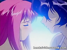 Две грудастые хентай лесбиянки целовались и трахались в бассейне