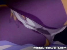 Две грудастые хентай лесбиянки целовались и трахались в бассейне