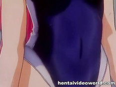 Две грудастые хентай лесбиянки целовались и трахались в бассейне