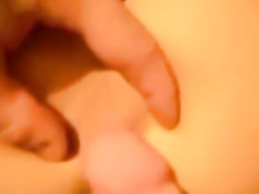 Муж смазал член смазкой и вставил в упругую задницу своей жены