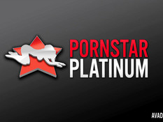 Молодая лесбиянка Marie McCray лижет клитор зрелой Ava Devine