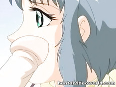 Сиськастая хентай девушка отсасывает члены и трахается с парнями