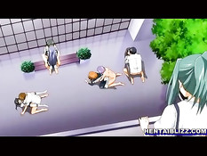 Сисястая хентай лесбиянка на кровати оттрахала подругу страпоном