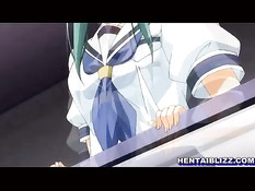 Сисястая хентай лесбиянка на кровати оттрахала подругу страпоном