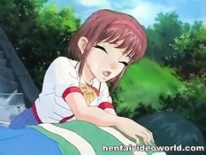 Парень засунул  большой член в рот и киску сисястой хентай девке