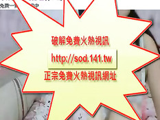 Пациентка раздевается и трахается с доктором в японской клинике