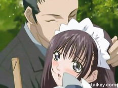 Мужчина соблазнил и оттрахал в киску молодую хентай горничную