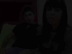 Пожилая испанская брюнетка занимается сексом с молодым парнем