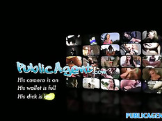 Венгерская девушка за деньги показывает грудь и трахается раком