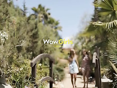 Молодые подруги Beata Undine и Anjelica Lauren трахаются на мосту