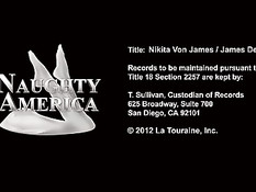 Сделал куннилингус и отъебал на кровати сисястую Nikita Von James