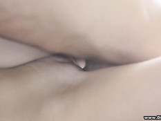 Парень сделал куннилингус светловолосой девке и оттрахал в киску