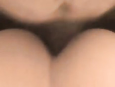 Он трахает раком женщину и крупным планом снимает происходящее