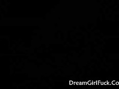 Блондинка с тату Lana Phoenix делает минет и трахается с мужиком