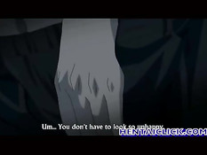 Гомосексуальный приятель ласкает соски и целует друга на кровати