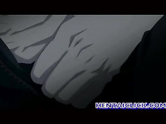 Гомосексуальный приятель ласкает соски и целует друга на кровати