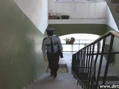 Милая русская блондинка оттрахана во все щели за неуплату долга