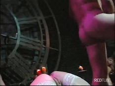 Развратные монахи ебут девку в белых чулках в анус после отсоса