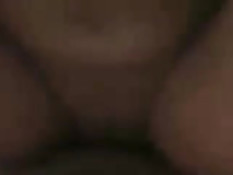 Любительница отсасывает член и ебётся в позе наездницы и раком