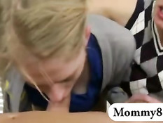 Парень оттрахал похотливую мамочку Tanya Tate и молодую дочку