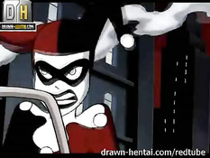 После отсоса Бэтмен отъебал и залил спермой злодейку Харли Квинн