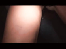 Блондинка с большими сиськами ебётся в кинотеатре для взрослых