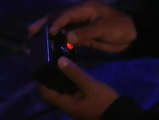 Весёлая блондиночка Teen Kasia в трусиках садится на секс машину