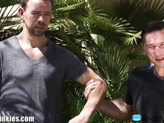 Горячей брюнетке Danica Dillan понравилось двойное проникновение