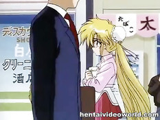 Парнишка занимается сексом с двумя влюблёнными аниме девками