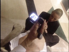 Блондинка отсасывает и ебётся с двумя мужиками в ретро порнухе