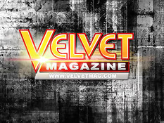 Мужчины оттрахали брюнетку Mischa McKinnon в рот, киску и анус