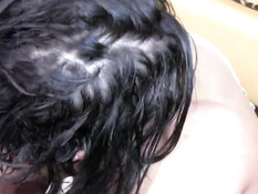 Мужчина оттрахал в попу двух горячих брюнеток в сетчатом белье