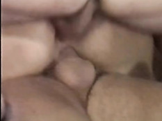 Немецкая девушка на даче трахается во все дырки с двумя парнями