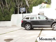 Развратная мачеха Tara Holiday ебётся с Mischa Brooks и её парнем