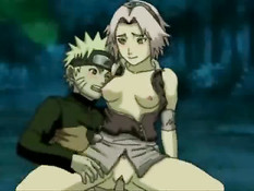 Сакура ночью отсасывает член и в лесу занимается сексом с Наруто