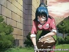 Рыцарь приковал аниме девушку цепями и заставил отсасывать член