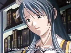 Две грудастые хентай подруги на кровати трахаются с одним парнем