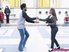 Чёрный парень оттрахал молодую сисястую брюнетку Liza Del Sierra