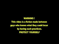 Двое лысых геев с татуировками отсасывают и трахаются на кровати