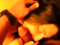 Мужчина снимает на телефон, как жена отсасывает и ебётся раком