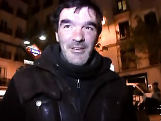 Испанская шлюха в сетчатом белье Amanda ебётся с двумя парнями