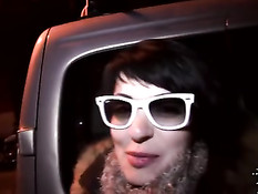 Испанская шлюха в сетчатом белье Amanda ебётся с двумя парнями