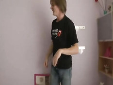 Virgin Threesome Party 3 / Групповушка Девственниц 3