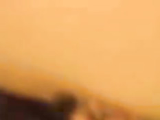 Любительница в стрингах трахается раком и отсасывает парню член