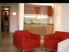 Страстная брюнетка в белых чулках Simone Peach выебана в анал