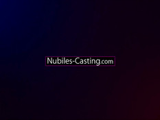 Девка с большой грудью Cassidy Banks ебётся и дрочит на кастинге