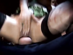 Сисястая тёлка в противогазе Trina Michaels садится парню на лицо