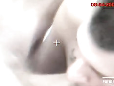 Молодому гею приходится отсасывать в офисе и подставлять очко