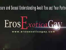 Опытный гей делает эротический массаж парню и суёт палец в анус